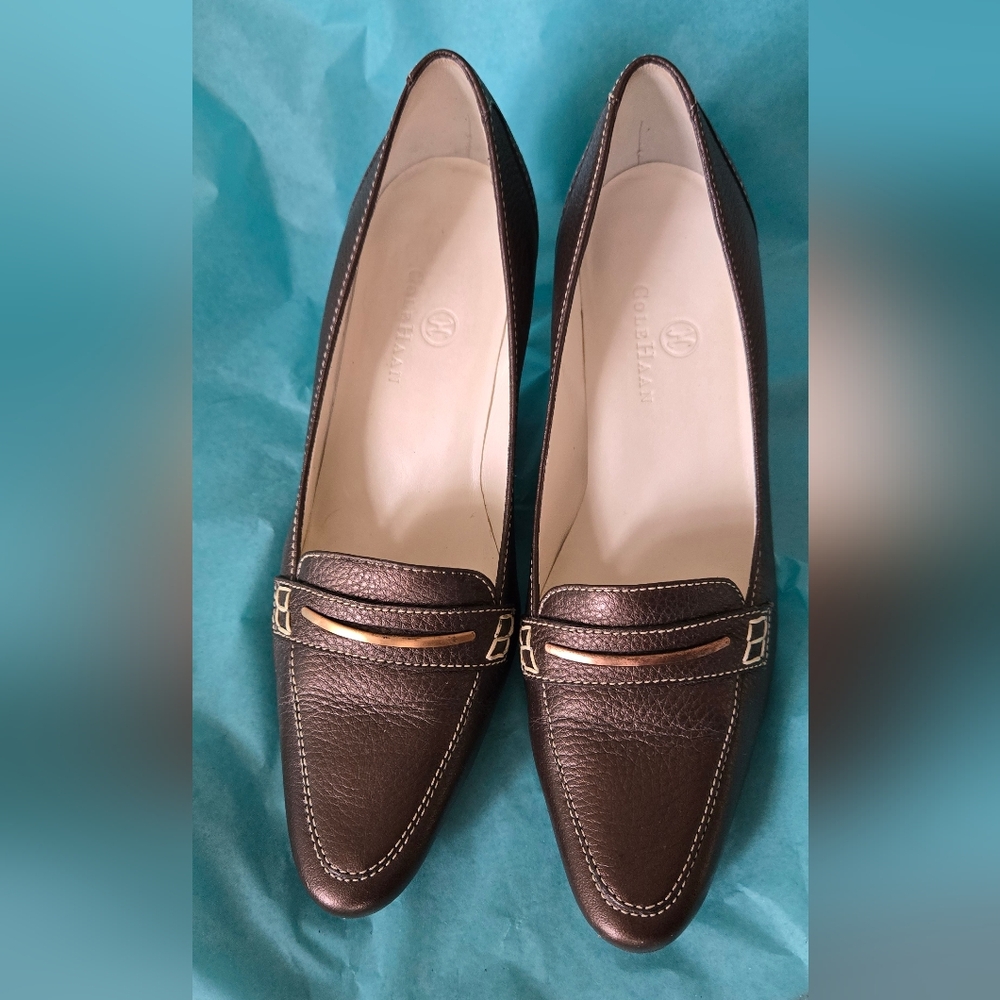 Cole Haan Brazilian brown stacked heels, stitching & bar detail sz 6B EUC